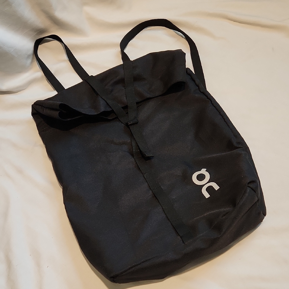On Cloud Running Black Roll-Top Tote Backpack